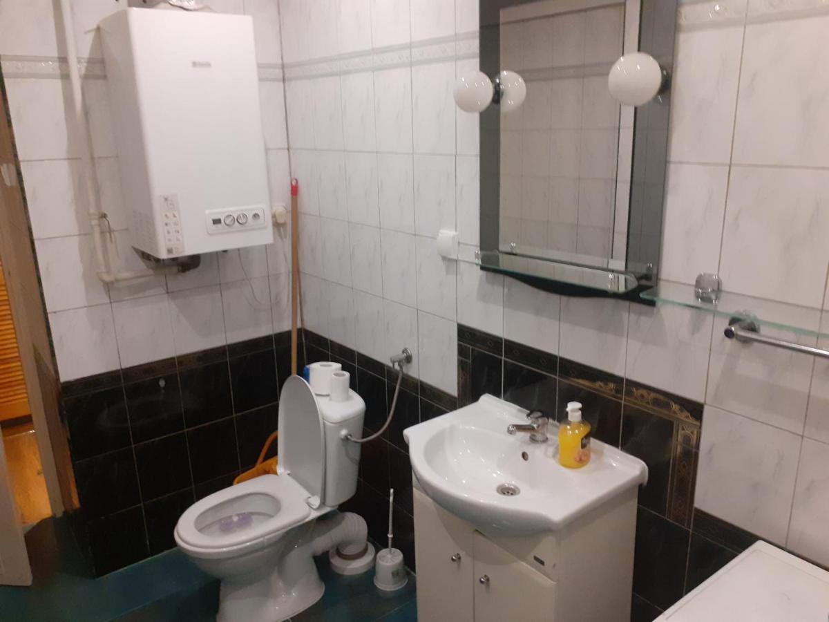 Kamienica Lägenhet Gniezno Exteriör bild